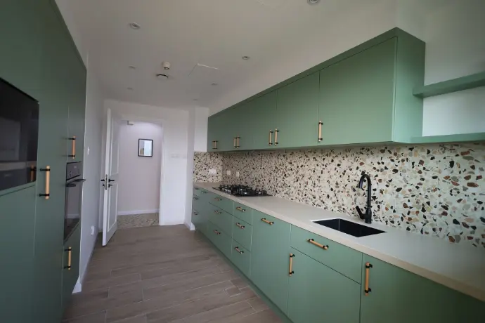 Kitchen 2